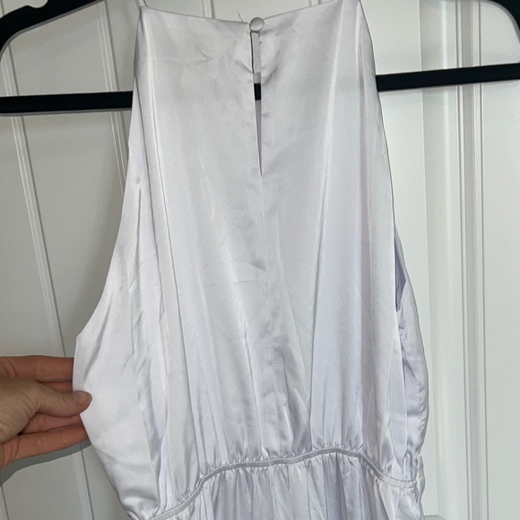 Petal & Pup Beautiful Annalise Ruffle Satin Dress White Maxi Dress Sz 4! - Picture 10 of 14